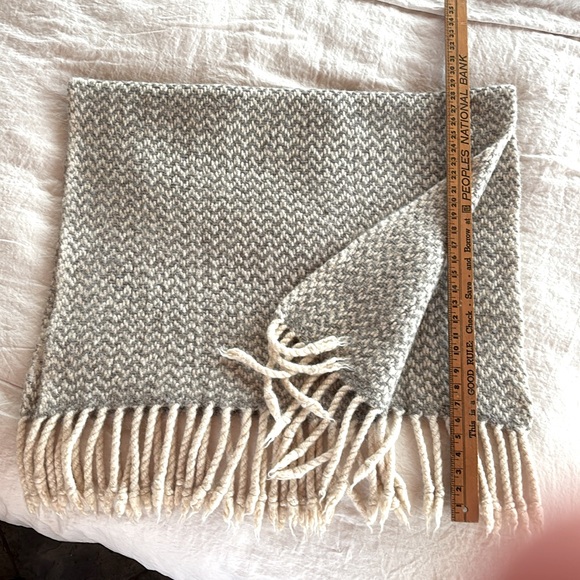 Boiled Wool Throw - Picture 5 of 7